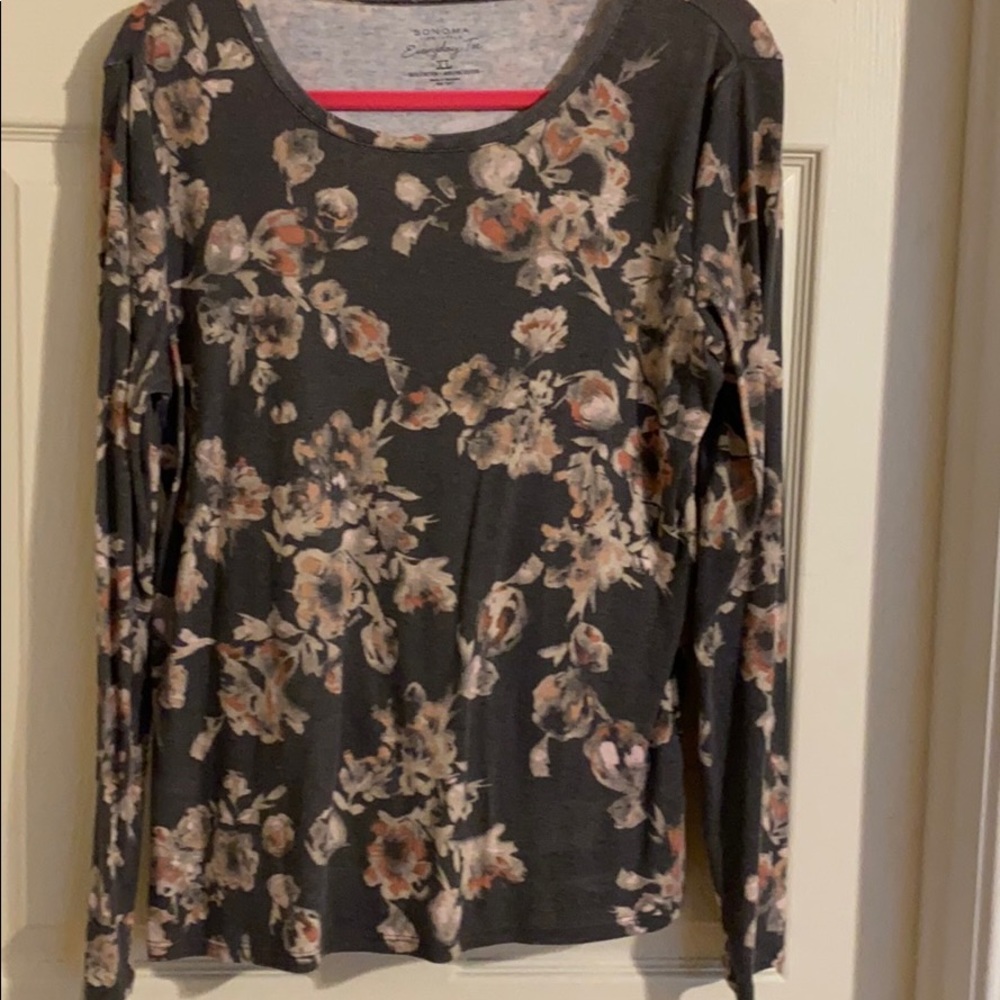 Long sleeve tee